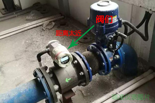 電磁流量計(jì)四張錯(cuò)誤安裝示意圖，不看勿裝！